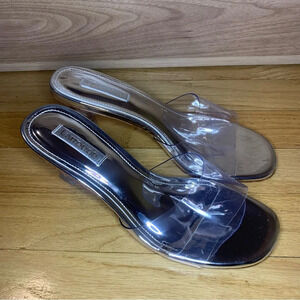 Larroud'e Vivi Lucite Hi Mule Silver Speccio - Size 6.5